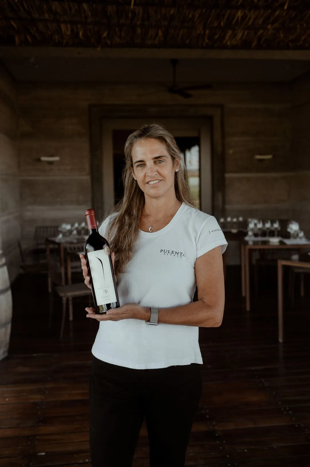 Constanza Aguiar es Hospitality & Tourism Manager de Pulenta Estate, encargada de las experiencias de la bodega. Gentileza.