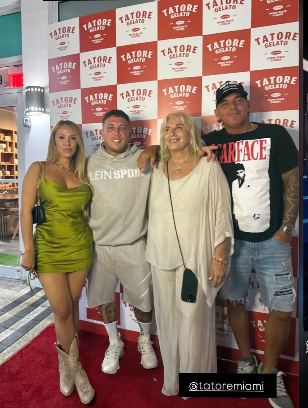 El Polaco, Barby Silenzi y María Teresa Guarracino de Tatore.
