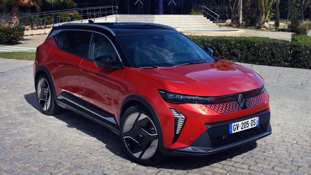 Renault Scenic mejora su autonomía y suma tecnología bidireccional