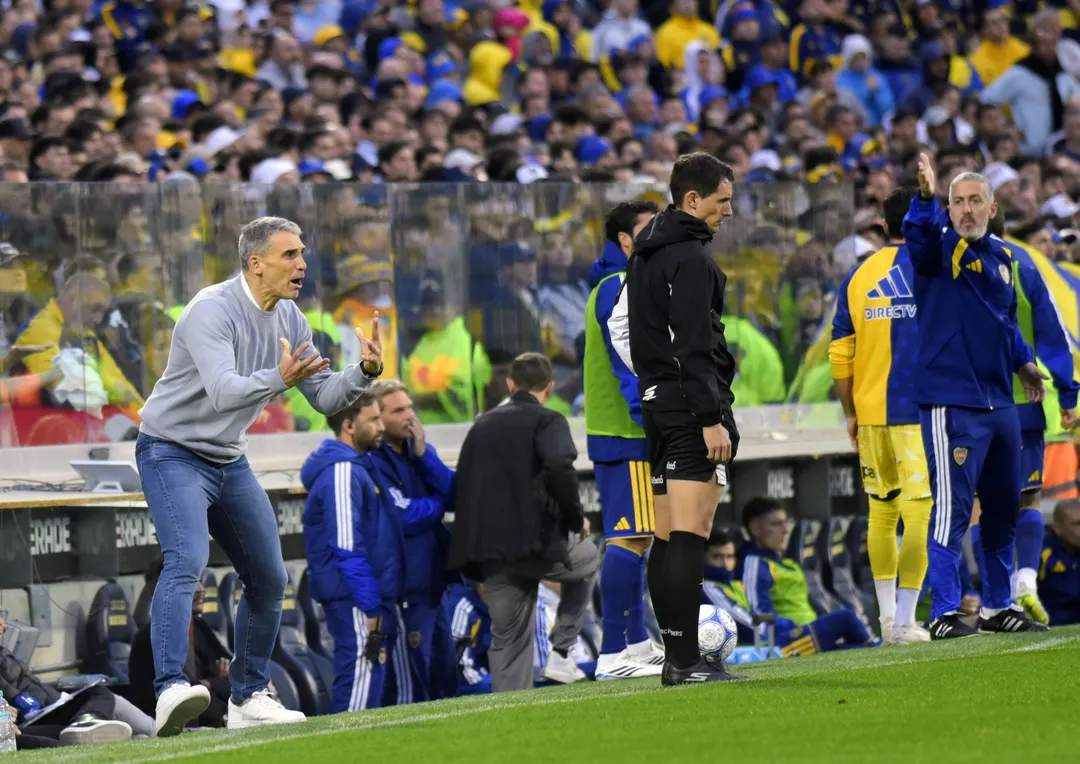 Juan Pablo Vojvoda no habló en conferencia tras la derrota ante Boca.