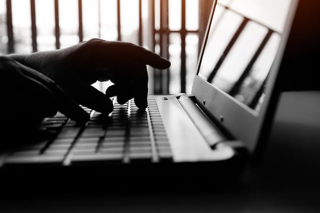 La prevención es clave para frenar el avance del ciberdelito en dispositivos móviles.