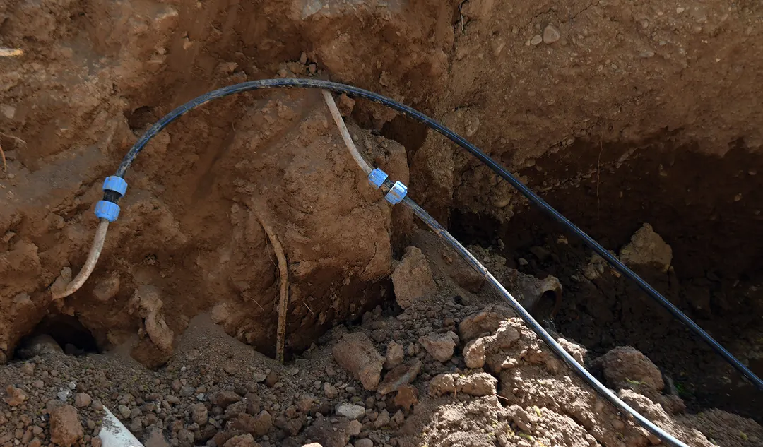 Vecinos de Yrigoyen señalaron problemas de presión de agua, mientras Aysam informó un corte puntual por la rotura de un caño maestro.