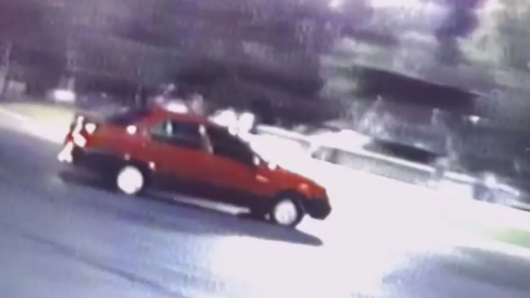 De la Coupe Fuego al Ford F-100: los intrépidos autos que quedaron filmados en 1998.
