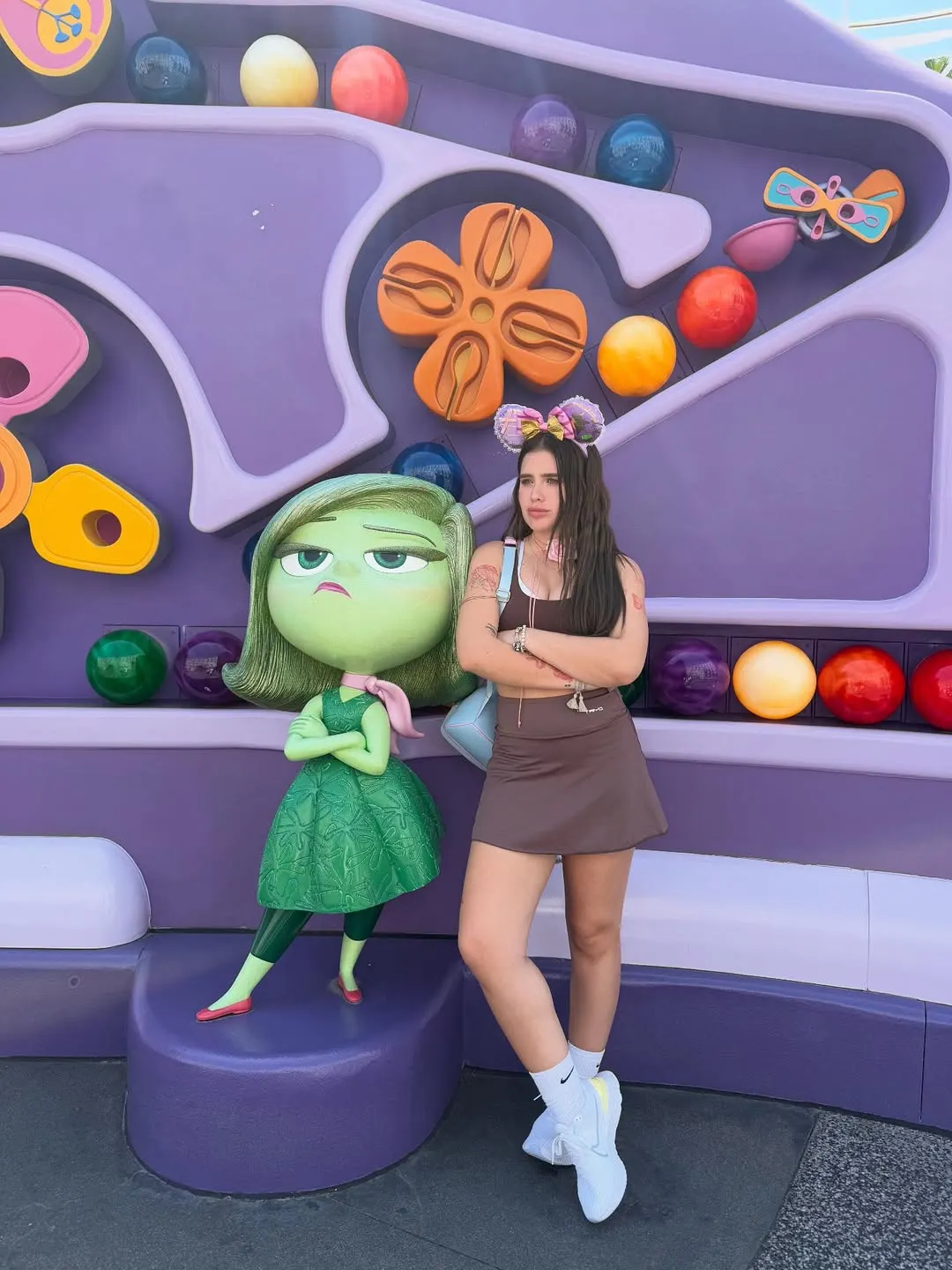 La influencer llevó minimalismo en su regreso a Orlando.