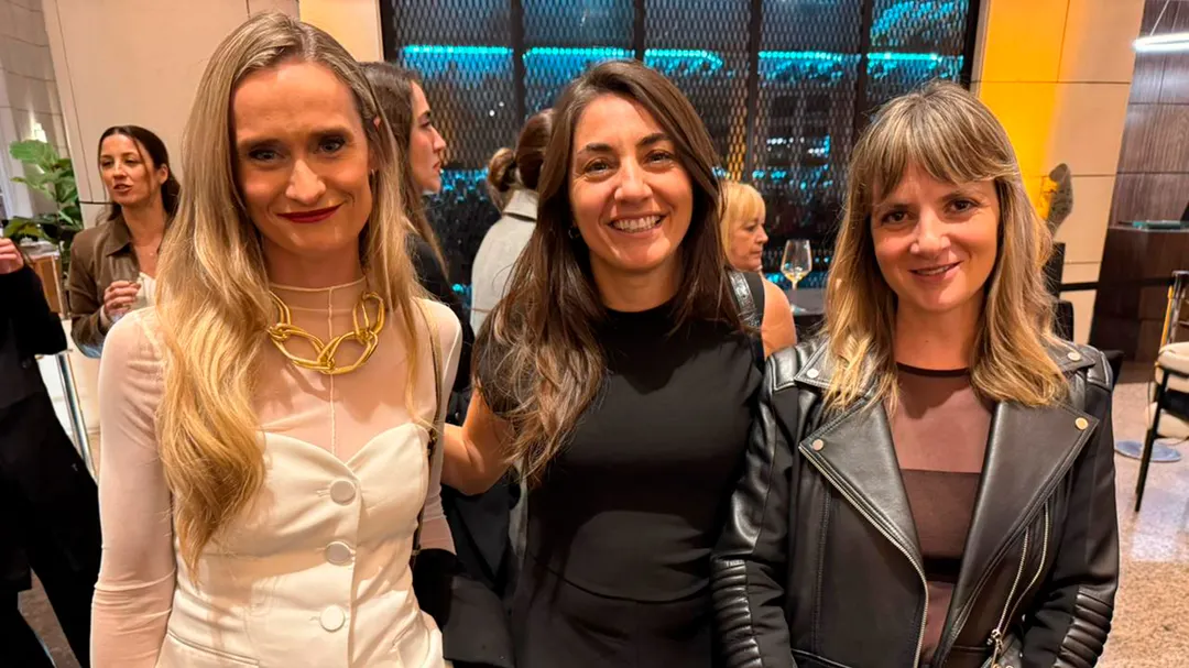 Sol Alonso, Valeria Savina y Flor Caliri.