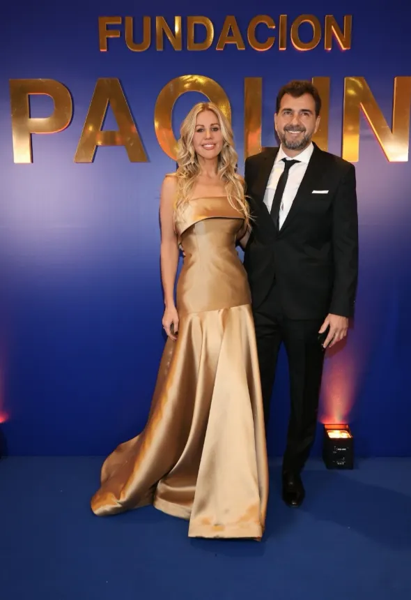 Barbie Simons junto a Jorge Reale. 