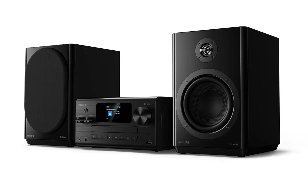 El equipo de audio integra puertos ópticos y entradas analógicas para tocadiscos y consolas.