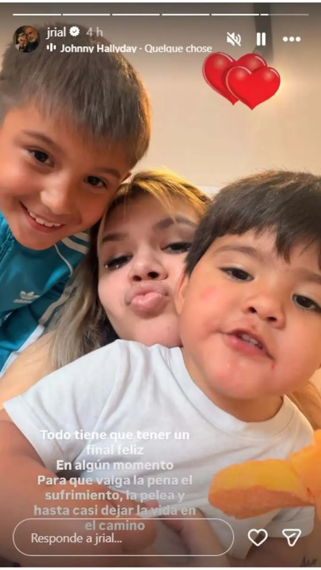La imagen que publicó Jorge Rial de Morena con sus hijos.