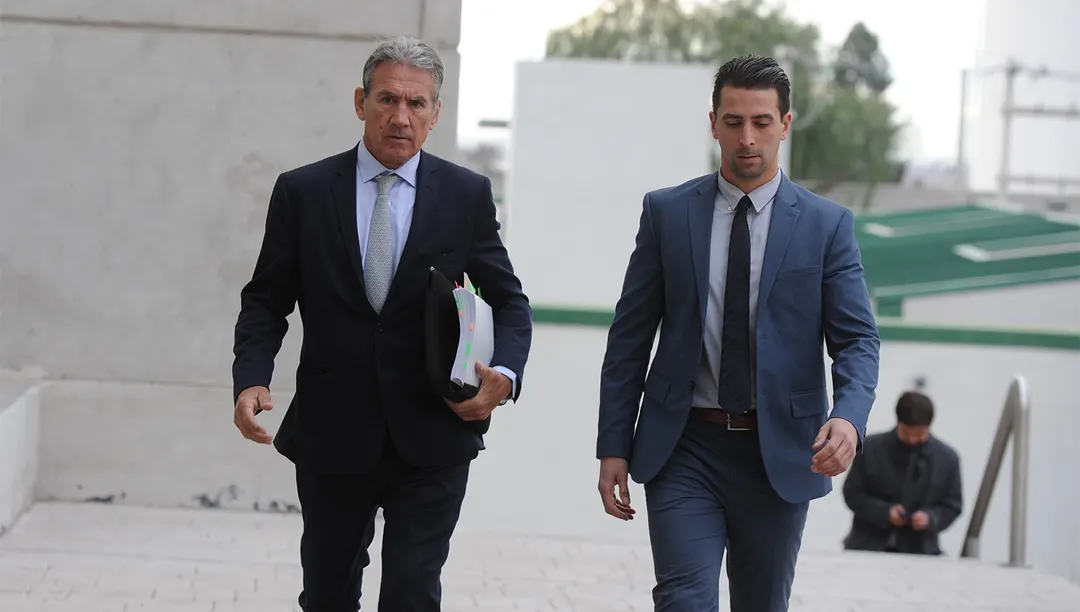 Rafael Cúneo Libarona y Germán Hnatow, abogados defensores de Oscar Jegou y Hugo Aradou, los rugbiers franceses.