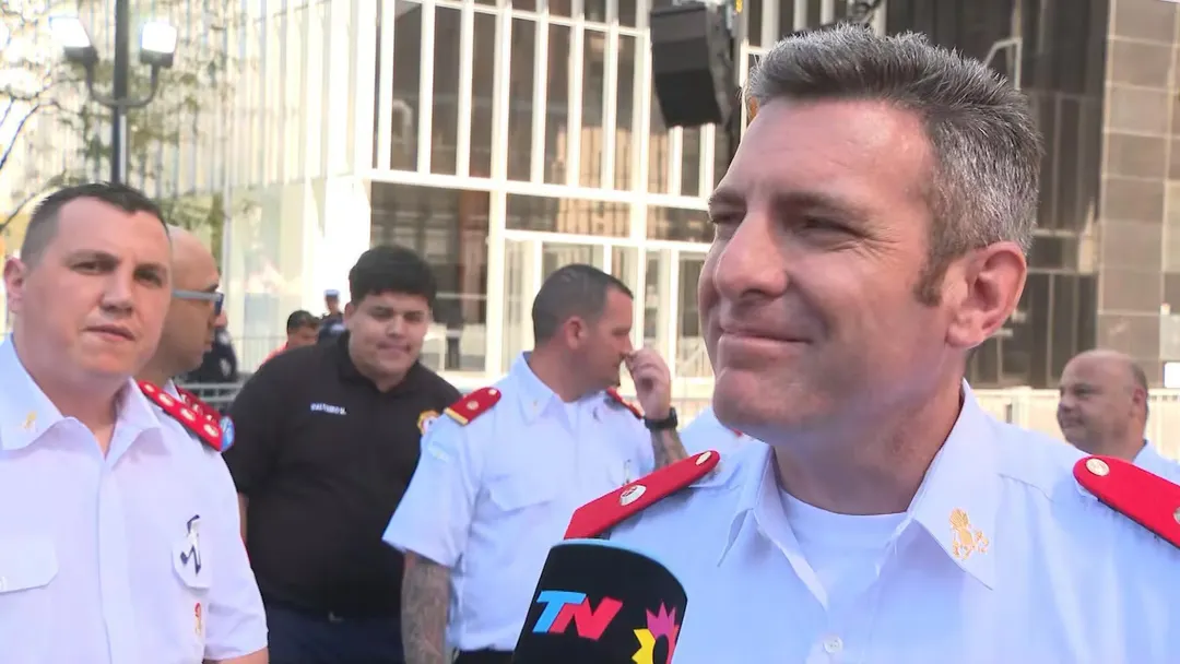 Bomberos argentinos viajaron a Manhattan a 25 años de los atentados.