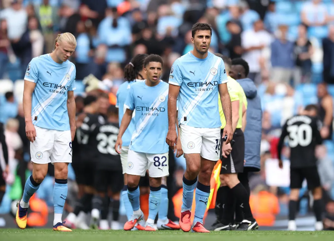 El Manchester City recibiría una sanción histórica por incumplir más de 100 irregularidades financieras.