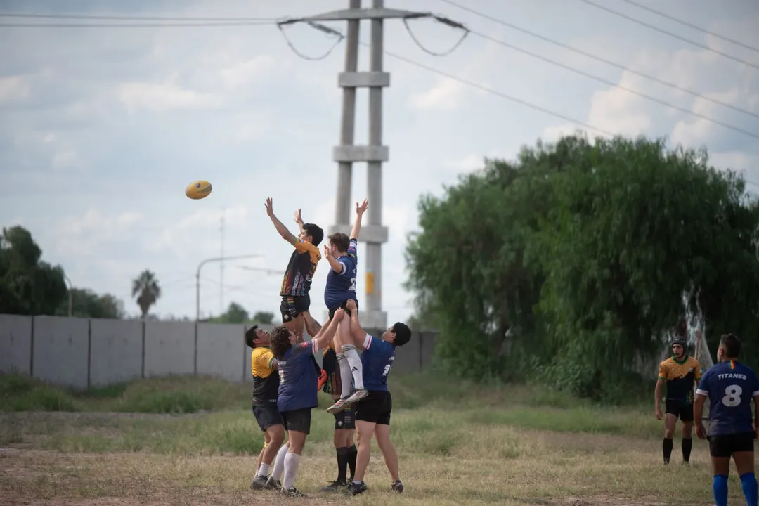 Rugby inclusivo en Mendoza, cómo Huarpes Rugby Club combate los prejuicios desde el juego.