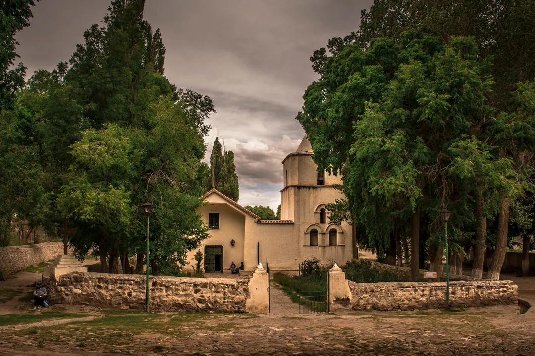 La Casa del Marqués y la antigua iglesia forman parte del centro histórico de este pueblo ubicado a 16 kilómetros de La Quiaca.