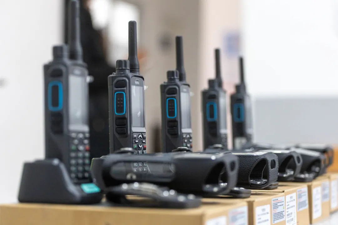 El Gobierno aseguró que elevó a $50.000 el piso mensual por vehículo y que entregará 120 radios a los cuarteles operativos.  
