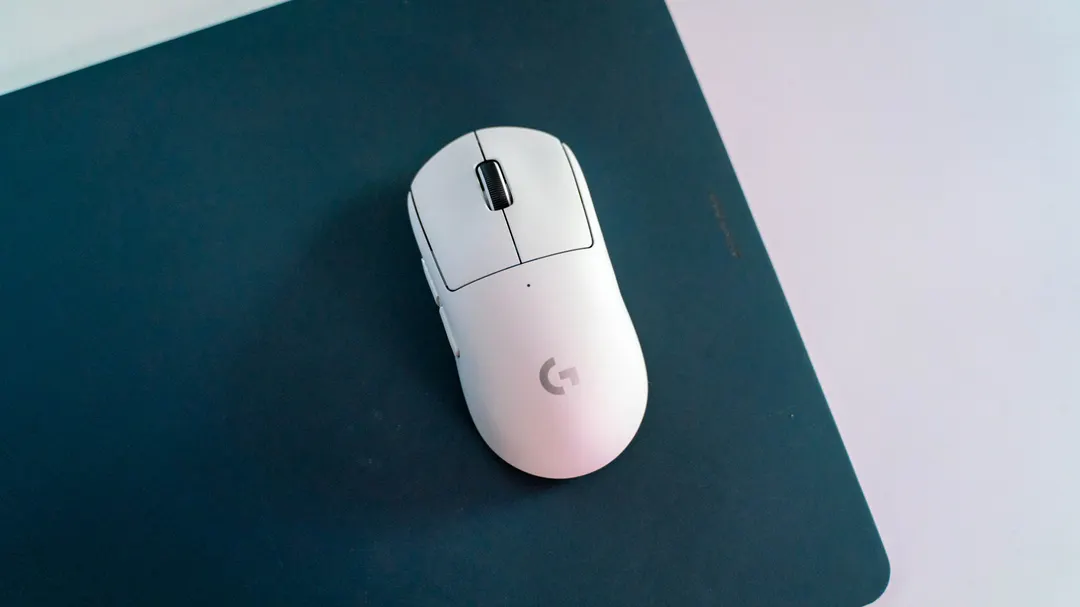 Los dispositivos de la marca Logitech ofrecen sensores de alta precisión para tareas de oficina y videojuegos.