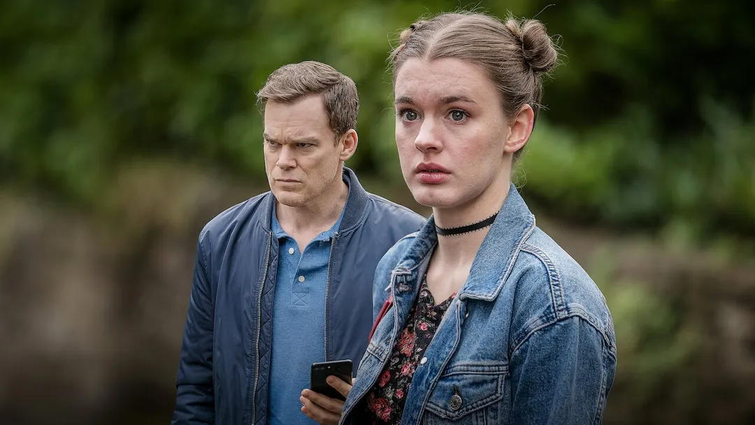La producción combina misterio, secretos familiares y giros inesperados en solo ocho episodios. Foto: Netflix