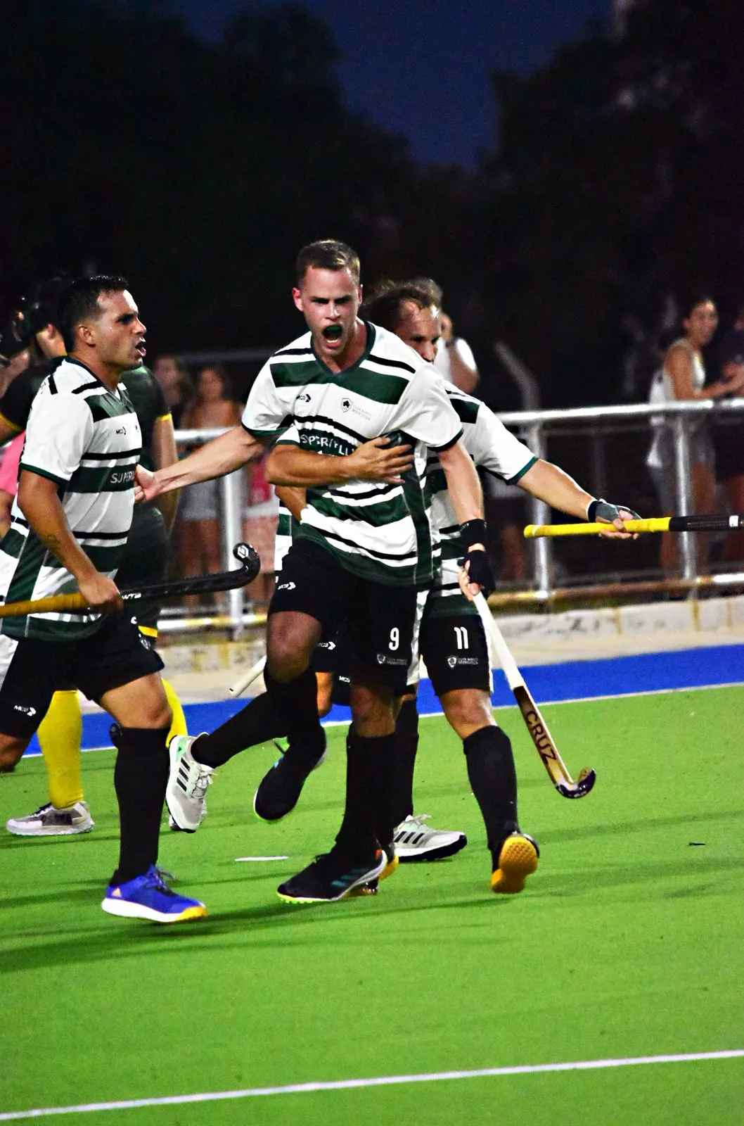 Gran empate de Banco en la Copa de Honor. 