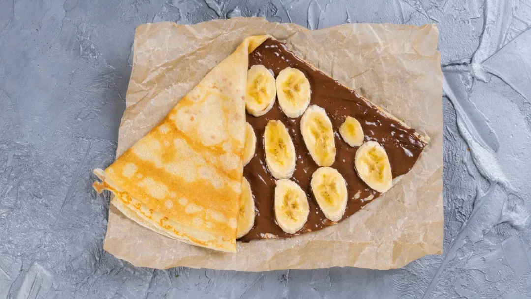 La banana aporta dulzor natural, por eso la receta requiere muy poco azúcar extra.