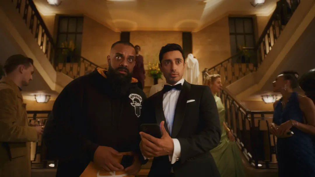 Riz Ahmed protagoniza la serie El Señuelo. 