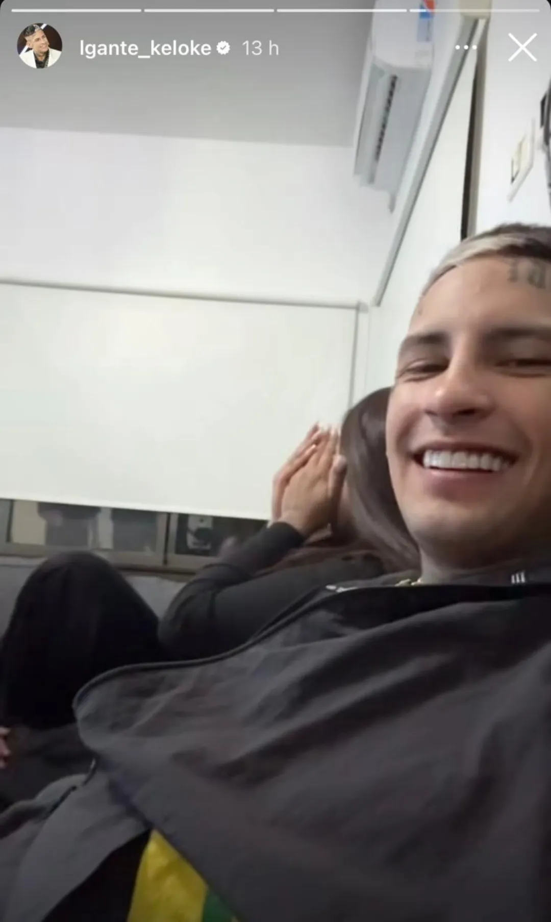 El joven también subió un video junto a Tamara Báez y Jamaica, la hija que tienen en común.