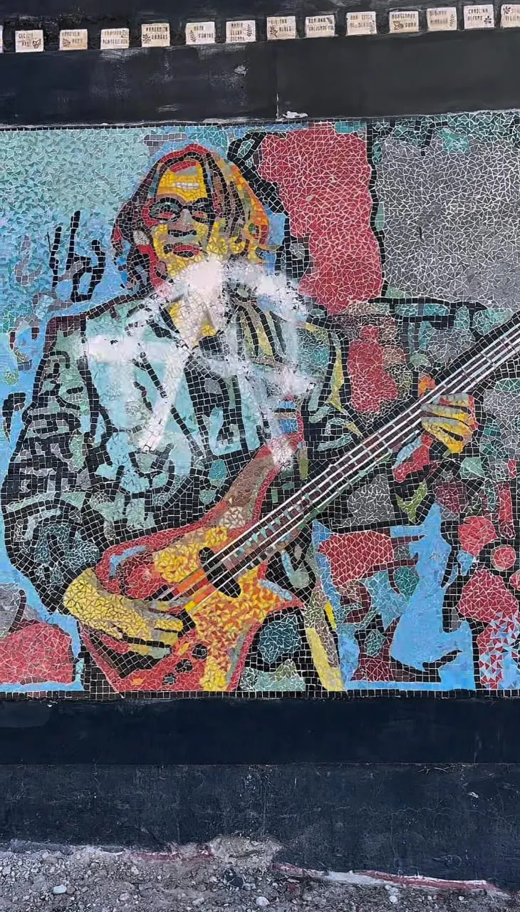 Así vandalizaron, por segunda vez, el mural en honor a Marciano Cantero.