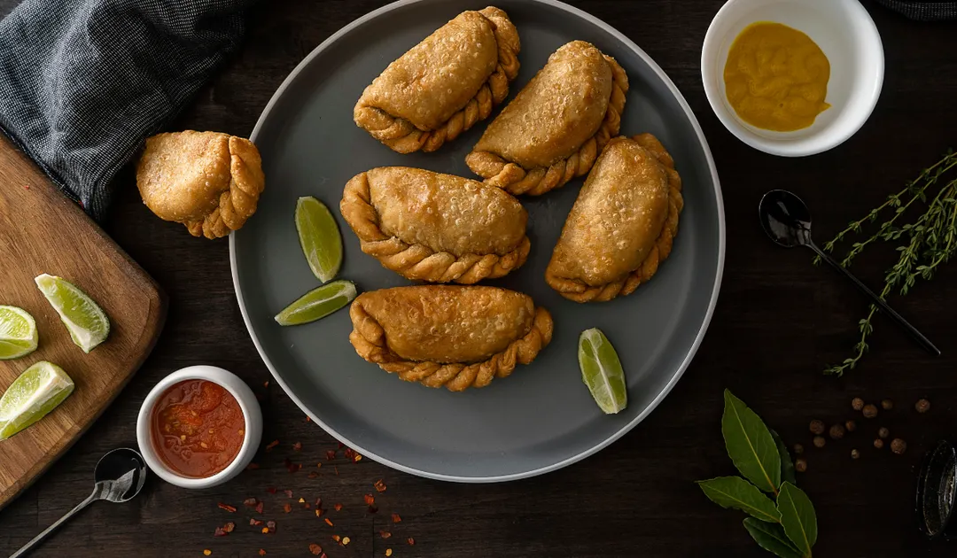 Las empanadas fritas o al horno de barro son una opción para degustar en fechas patrias.