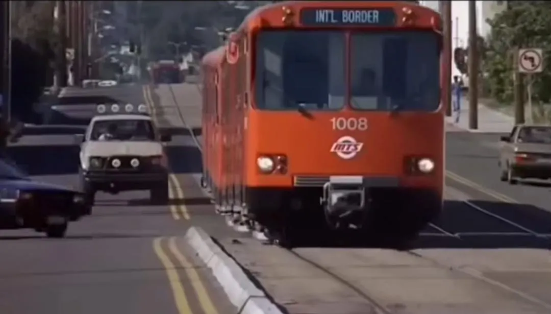 El Metrotranvía que hoy circula en Mendoza y su insólito antecedente en el cine.