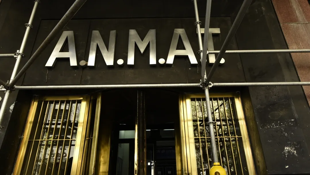Anmat.
