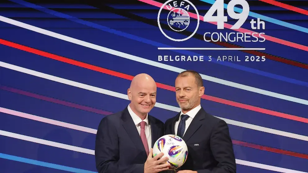 Infantino, presidente de la FIFA, quiere vender a capitales privados el 20% de los derechos del Mundial para aumentar los premios del Mundial y UEFA se opone.  