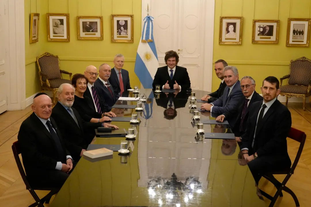Milei, Adorni, Quirno y Lugones con empresarios y autoridades de la comunidad judía 