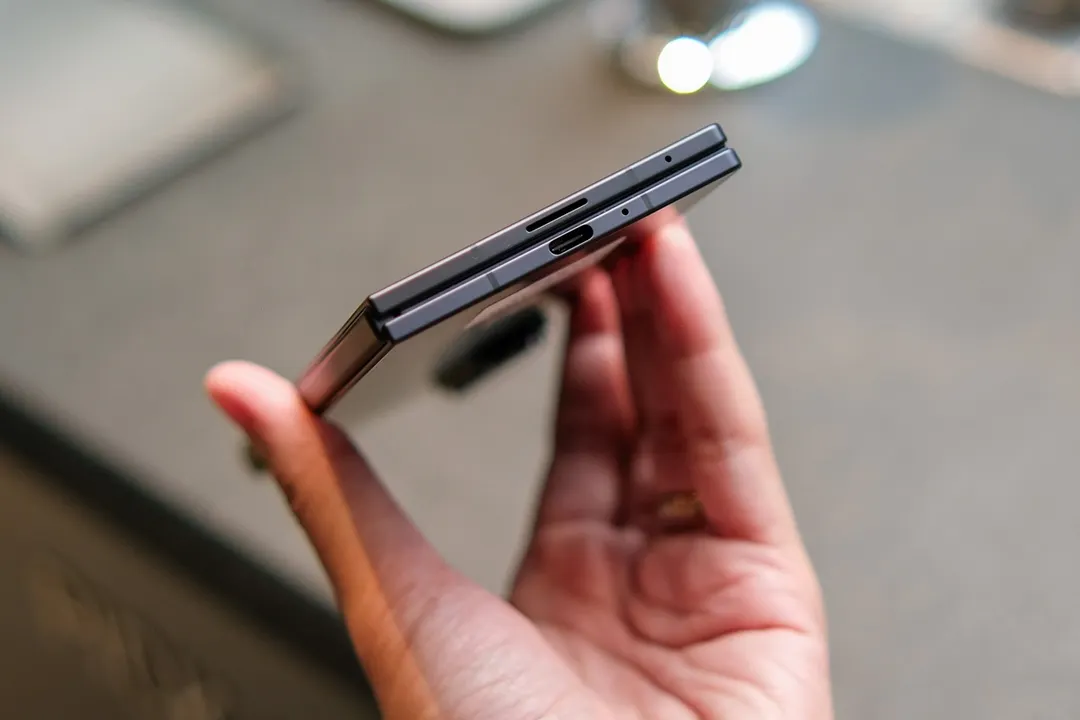 El Samsung Z Fold llegó a Walmart con descuento. 