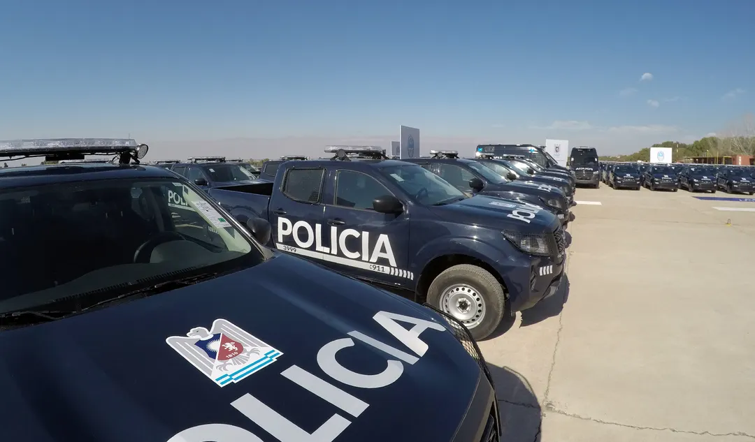 Los efectivos de la Policía de Mendoza llegaron al lugar tras el llamado al 911.