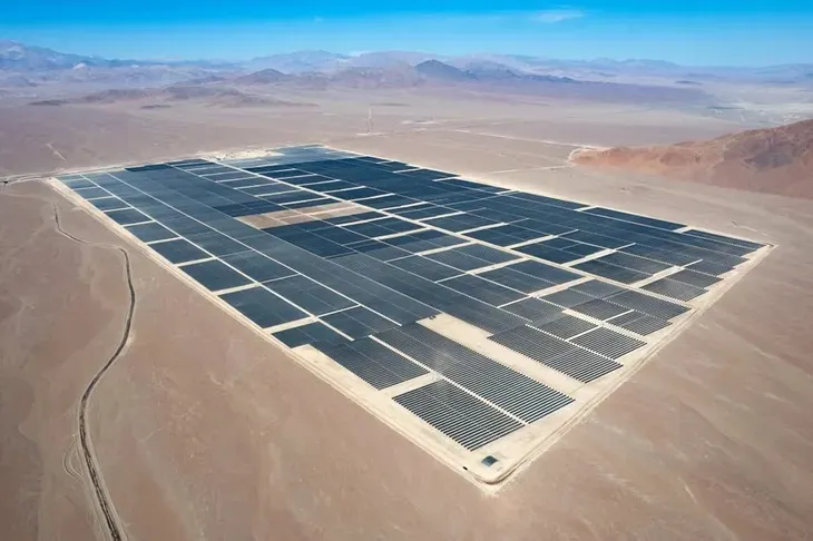 Muchos proyectos de energía solar desembarcan en el desierto de Atacama