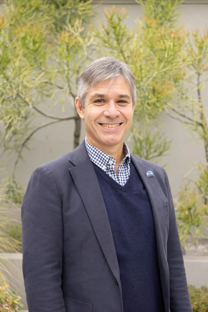 Víctor Valle, nuevo presidente de ACDE.