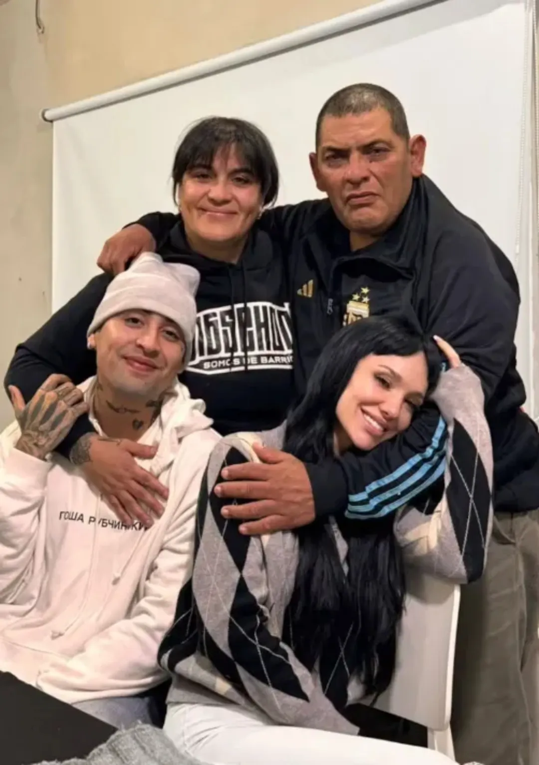 Tiago PZK y la cantante están juntos.