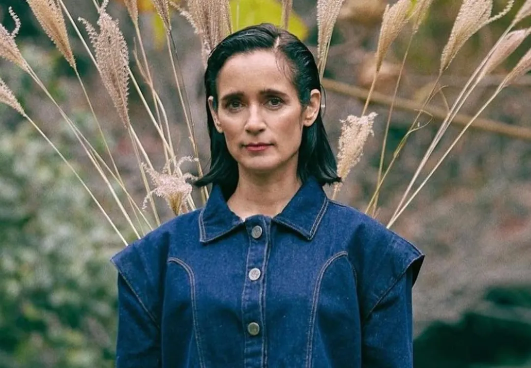 Julieta Venegas nació en Long Beach, California.