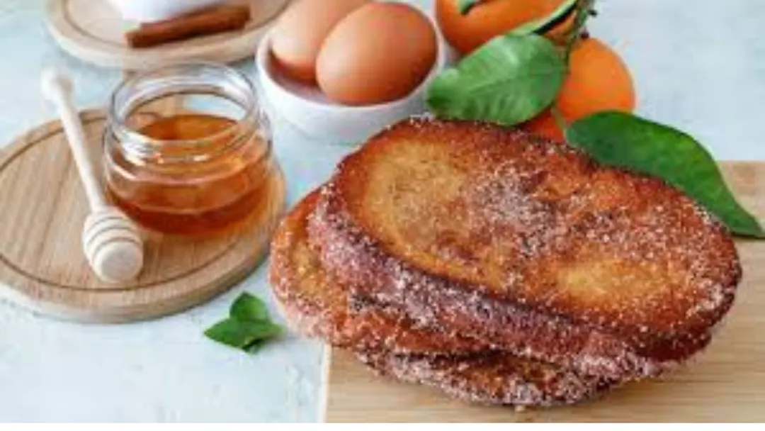 Las torrijas nacieron como una receta de aprovechamiento del pan duro.
