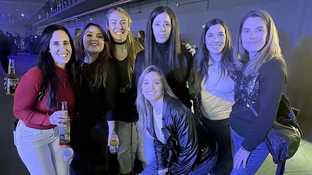 Belén, Gabriela, Carolina , Vero, Eli, Juani y Vicky.