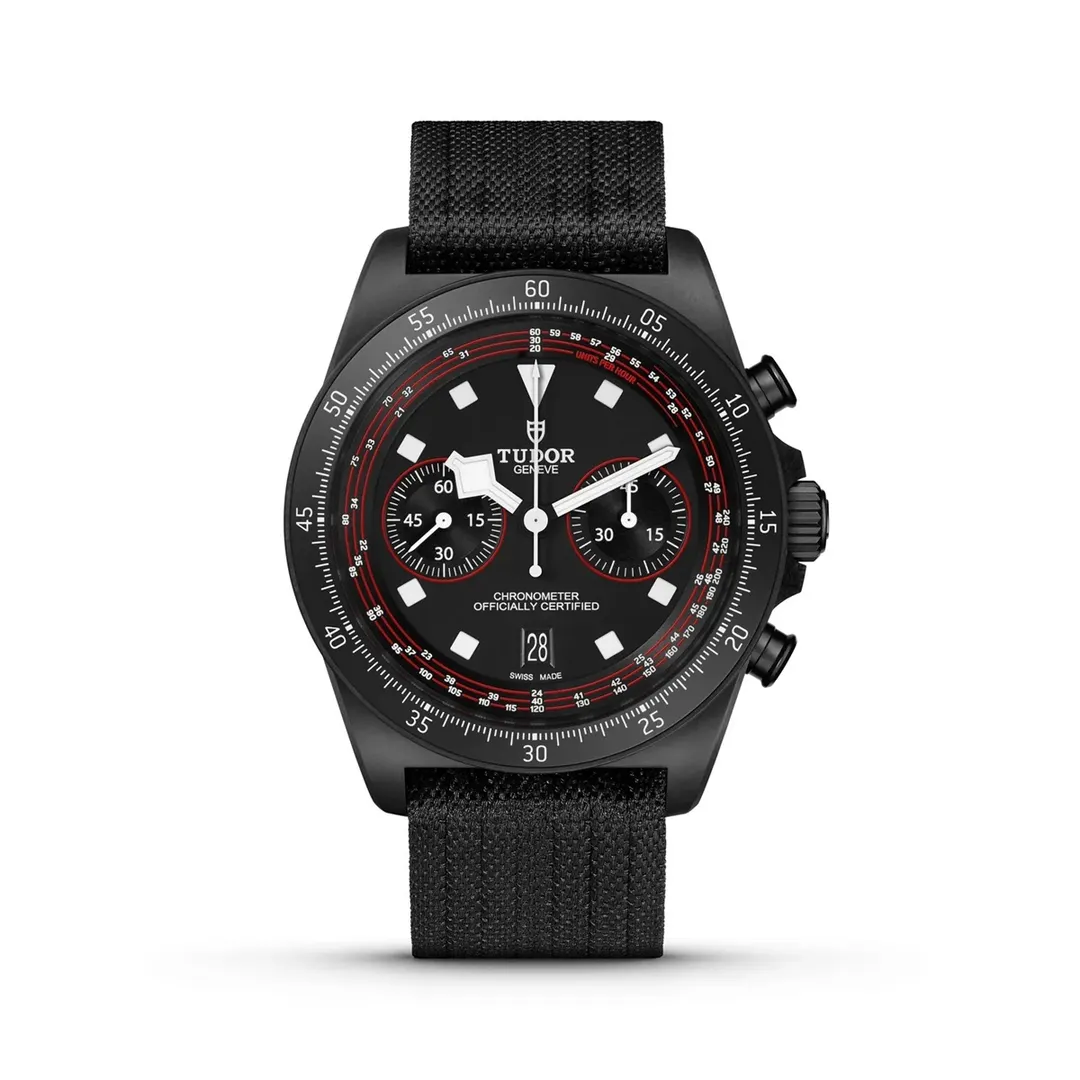 Tudor Pelagos FXD: chasis de carbono ligero con escala taquimétrica en espiral.