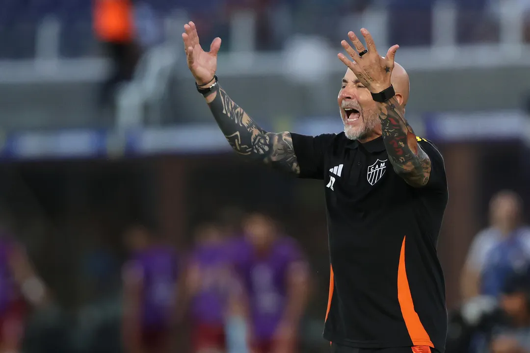 Jorge Sampaoli ya habría tomado contacto con Lomónaco para seducirlo con el proyecto del Mineiro.