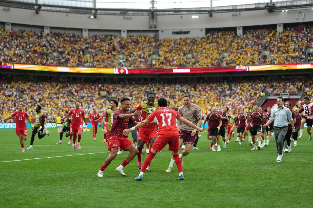 Suiza llega a los cuartos de final tras superar a Colombia en la fase anterior y buscará dar la sorpresa ante la Albiceleste.  