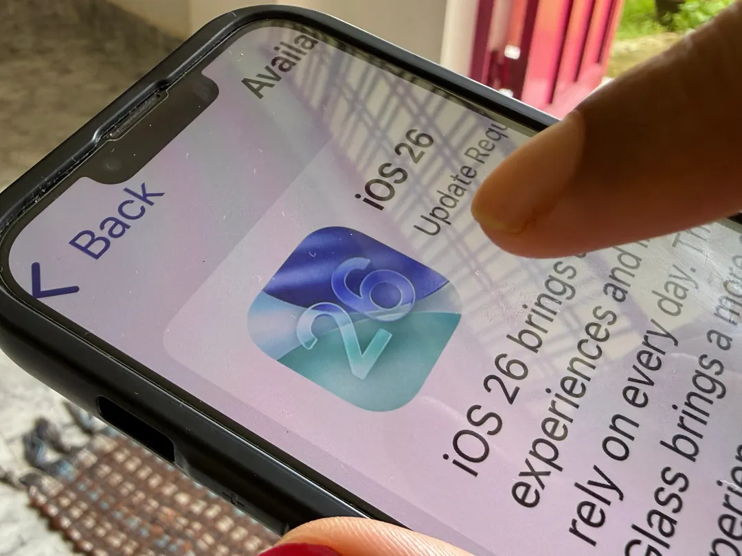 La asistente digital Siri recibirá una interfaz de interacción directa que facilitará la gestión de las herramientas multimedia en los teléfonos de la marca.