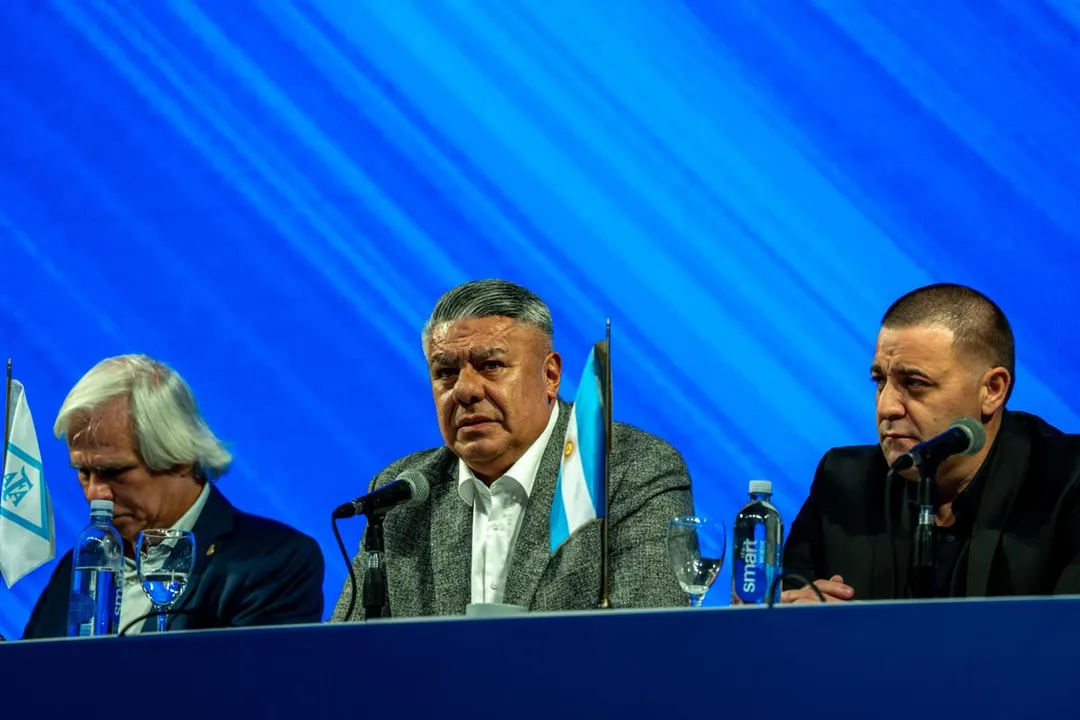Tapia accedió al pedido de los clubes y el mercado de pases será extendido hasta el 27 de enero.