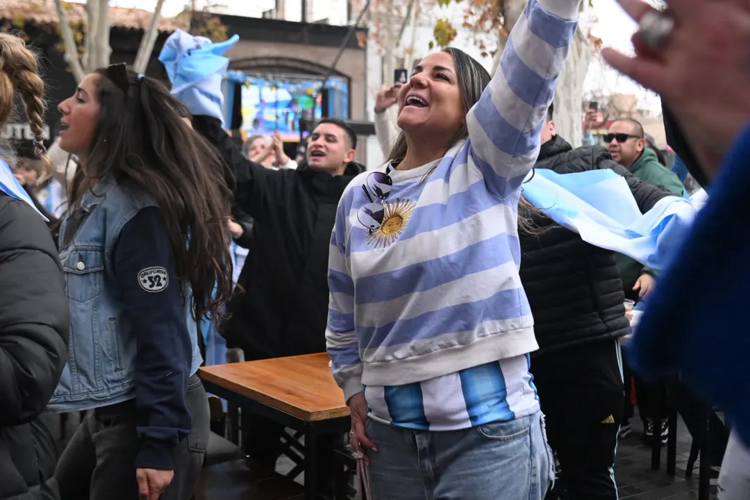 Toda Mendoza está pendiente de lo que pase en el MetLife Stadium.