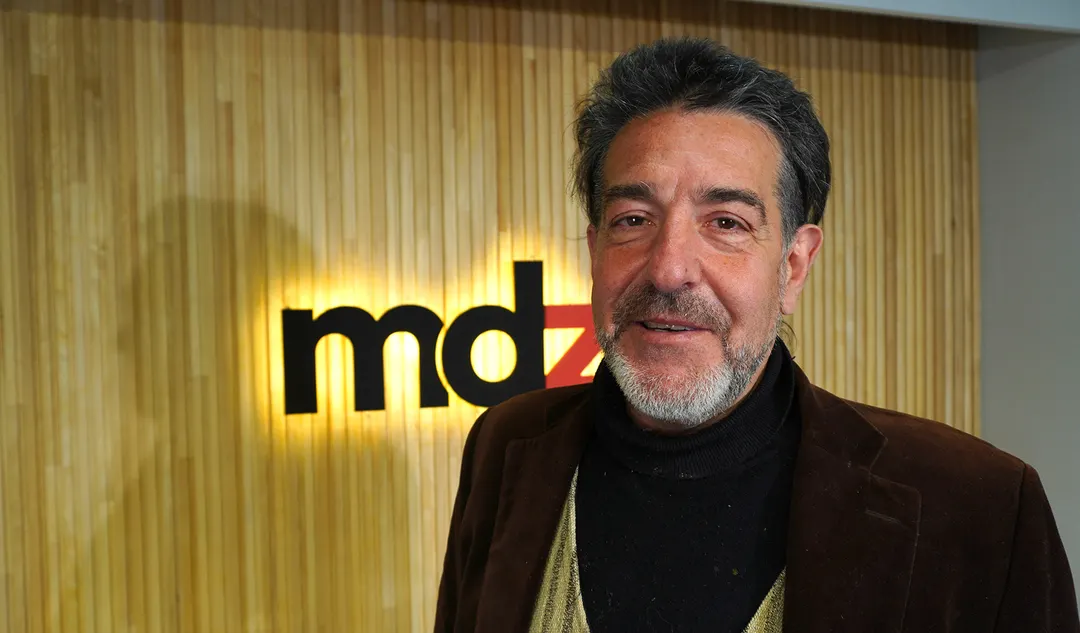 Osvaldo en los estudios de MDZ.