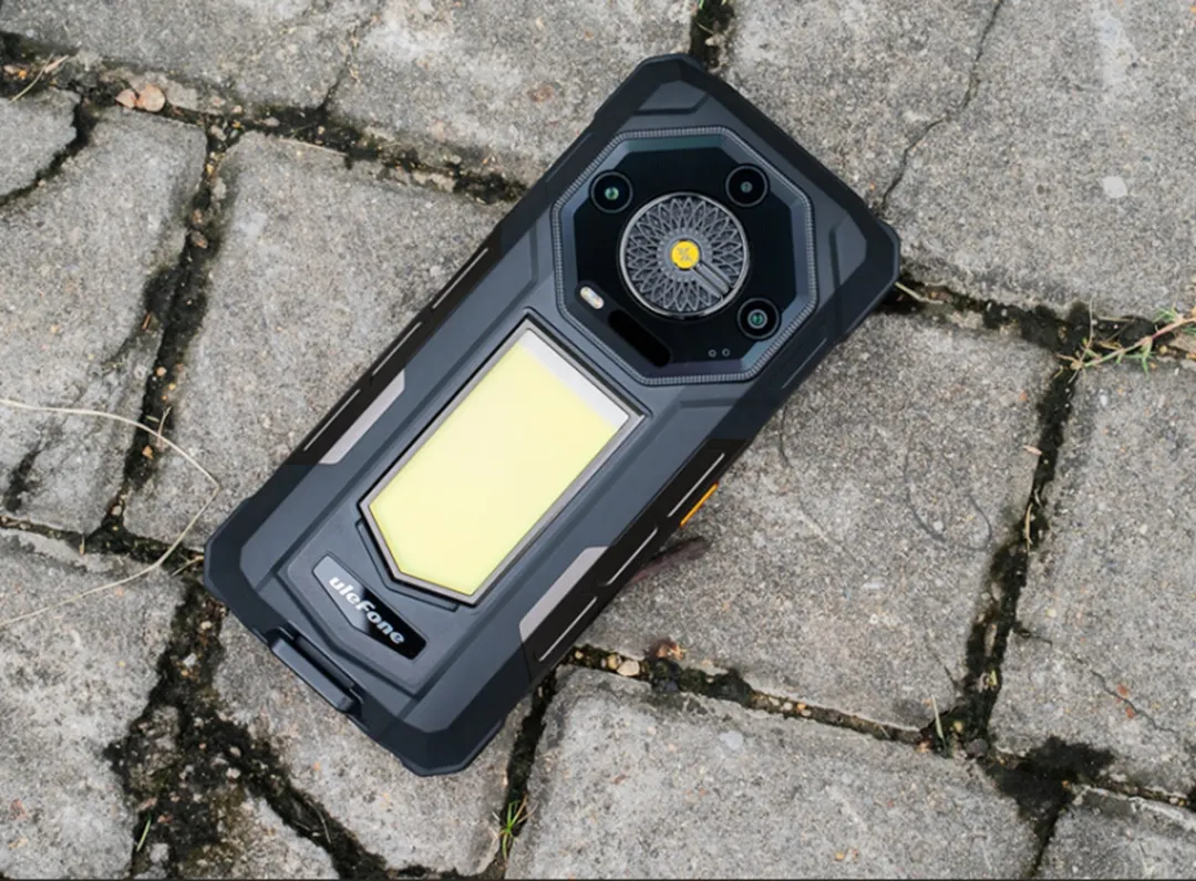 El panel LED del Ulefone Armor 33 notifica todo tipo de alertas visuales al usuario.