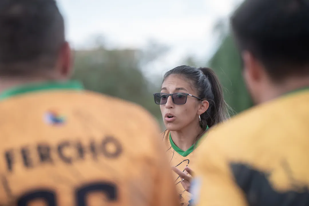 El respeto y la camaradería marcan el desarrollo del juego.