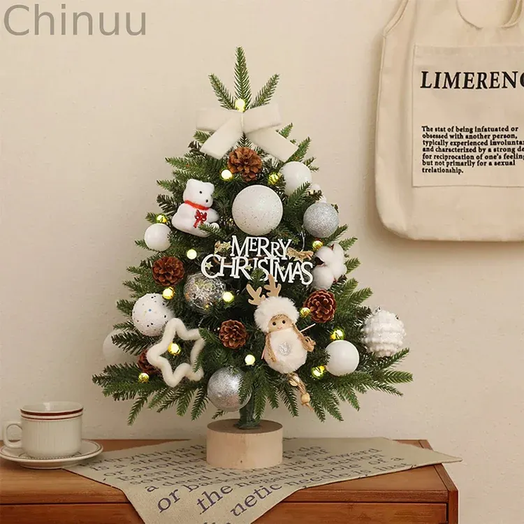 La nueva forma de decorar tu árbol de Navidad. 