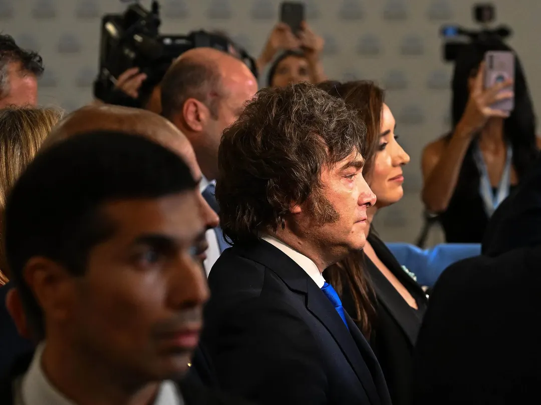 La vicepresidente Victoria Villarruel se mostraba incómoda.