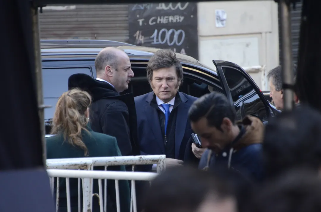 El presidente Javier Milei en el acto del 31° aniversario del atentado a la sede de la AMIA (2025)